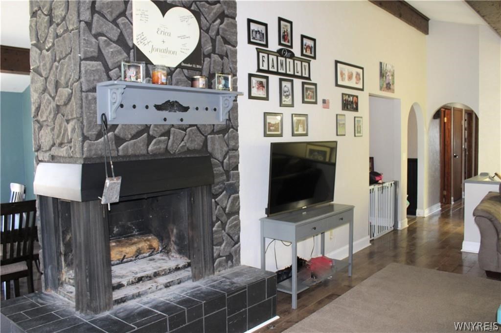 4614 Eckhardt Road Boston, NY 14057 - Photo 11 of 34