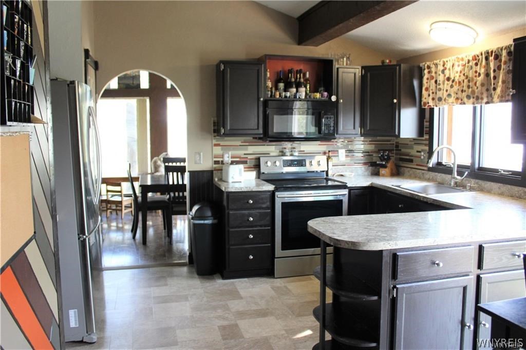 4614 Eckhardt Road Boston, NY 14057 - Photo 14 of 34