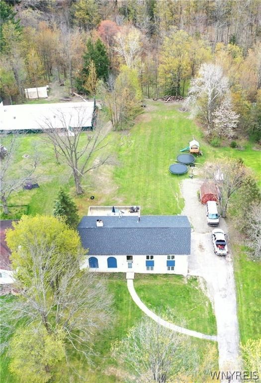 4614 Eckhardt Road Boston, NY 14057 - Photo 4 of 34