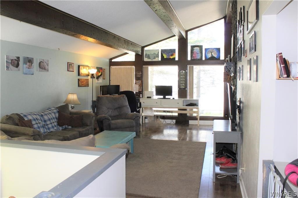 4614 Eckhardt Road Boston, NY 14057 - Photo 8 of 34