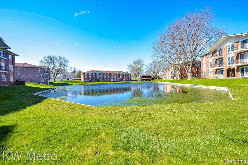 54781 Shelby Road, Unit 80 Utica, MI 48316 - Photo 9 of 9