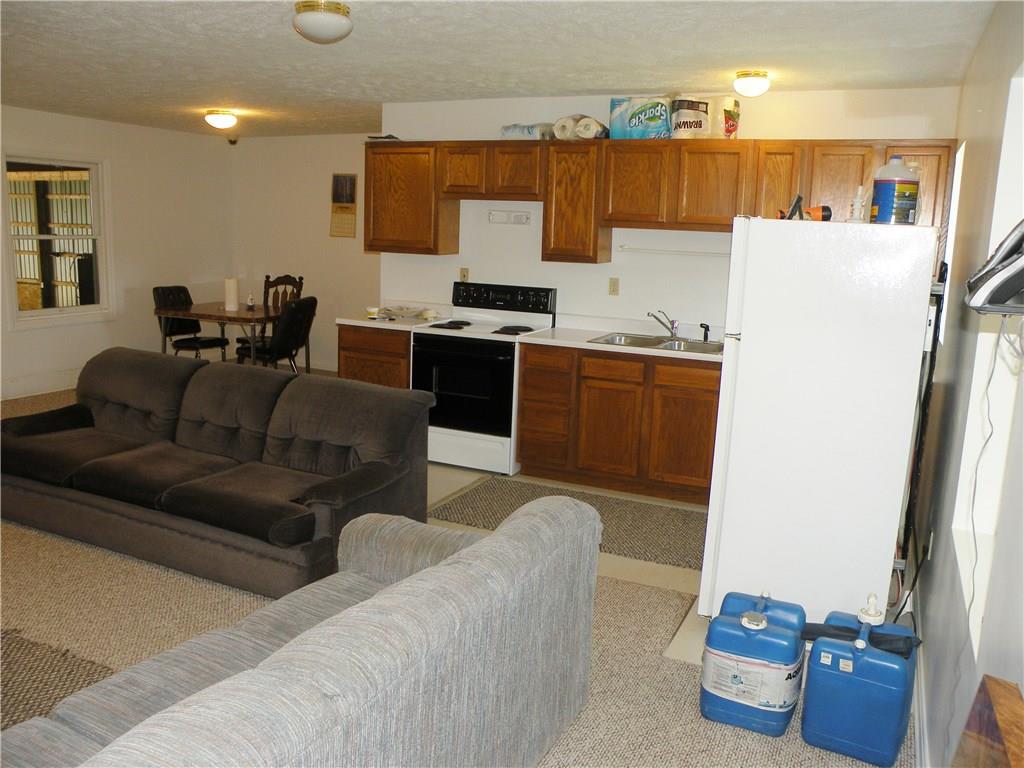 100 Dodds Ridge Road Wind Ridge, PA 15380 - Photo 5 of 20 Living Room 100 Dodds Ridge Road