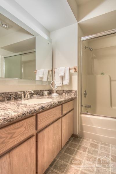 57319 Beaver Ridge Loop, Unit 2B1 Sunriver, OR 97707 - Photo 19 of 24 Additional Photo
