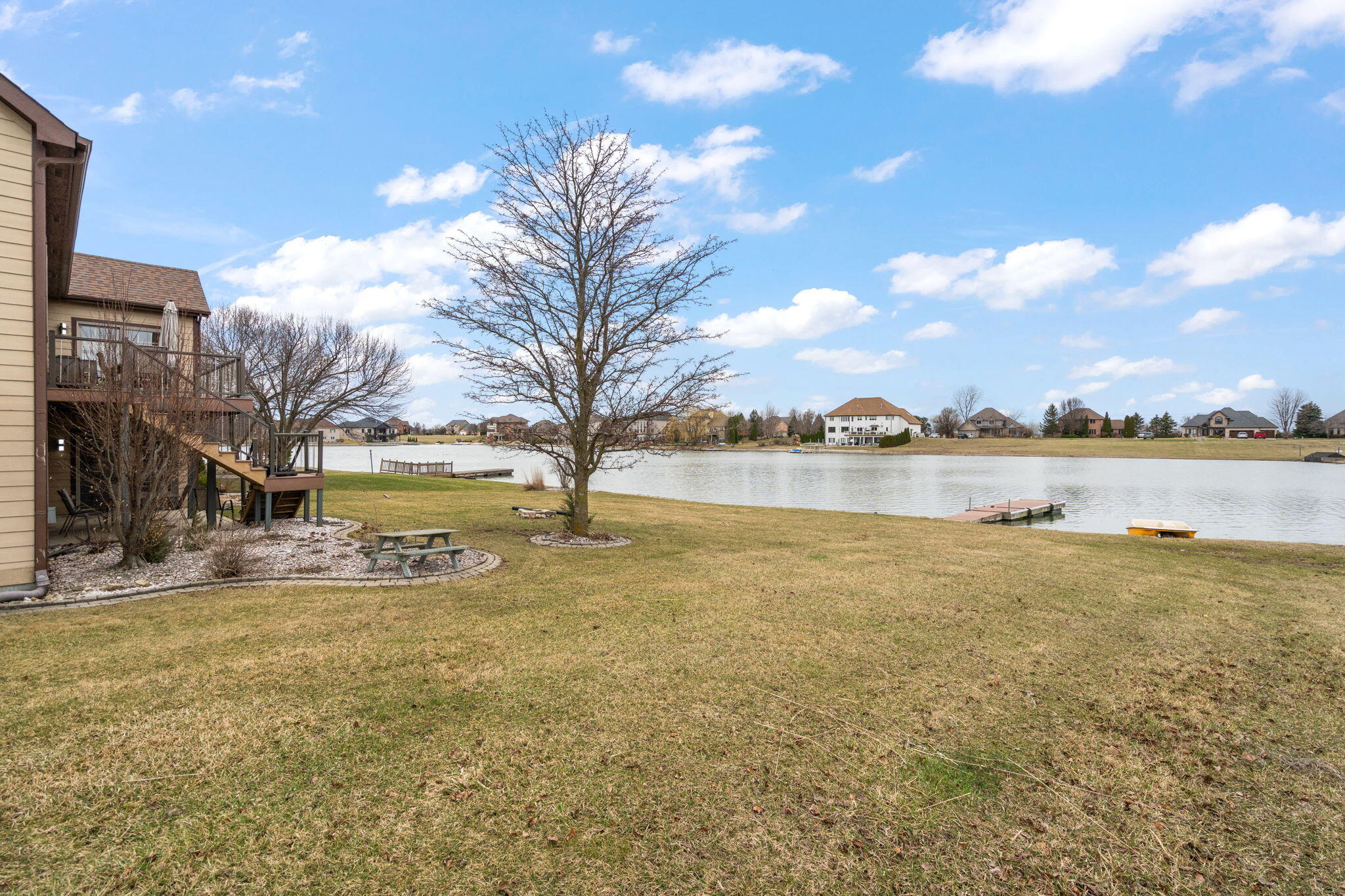 8331 Doubletree Drive North Crown Point, IN 46307 - Photo 4 of 49 a view of an ocean with city