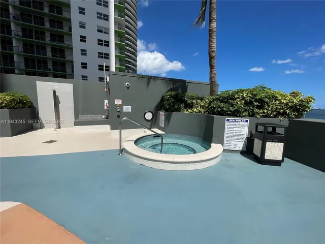 $2,699 | 1750 North Bayshore Drive, Unit 2810, Miami, FL 33132