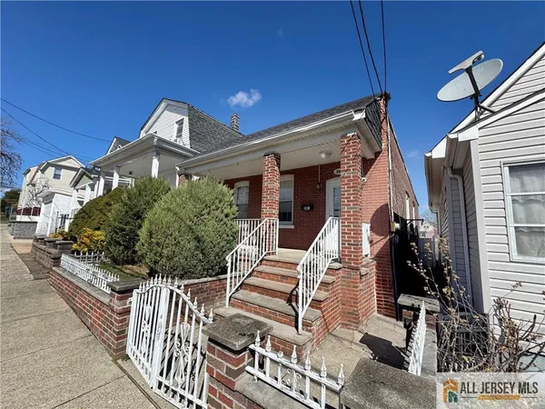 $359,900 | 344 Arnold Avenue, Perth Amboy, NJ 08861