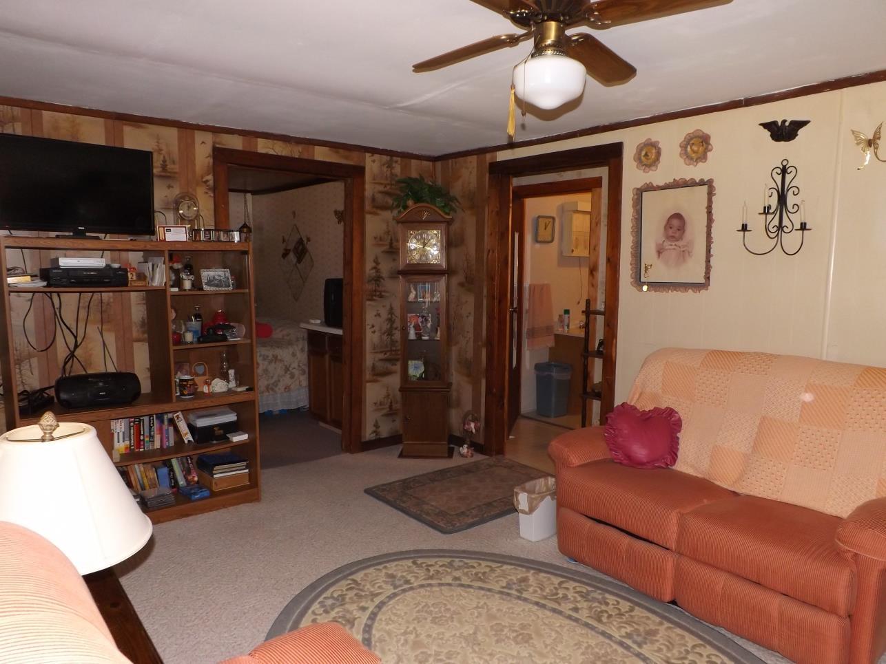 6183 Genesis Road Crossville, TN 38571 - Photo 8 of 25 LIVING ROOM - VW 2