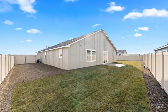 $364,900 | 1142 Velvet Loop, Wilder, ID 83676