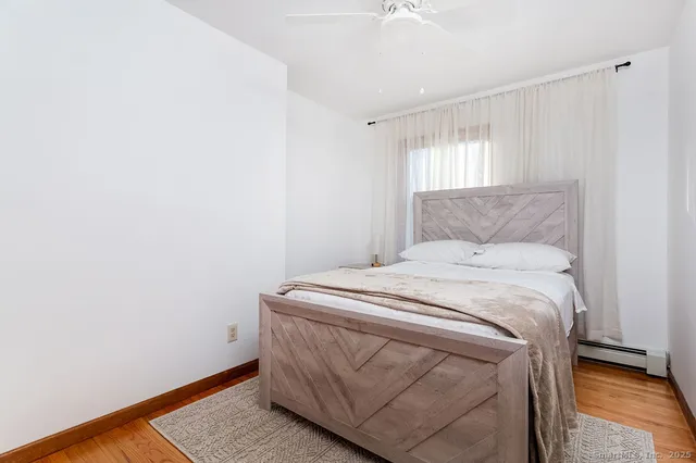 $670,000 | 8 Phoebee Lane, Brookfield, CT 06804