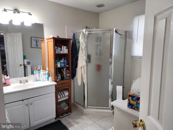 $1,650 | 615 Adams Street, Unit 1, Riverside, NJ 08075