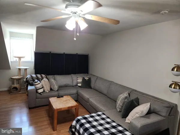 $1,650 | 615 Adams Street, Unit 1, Riverside, NJ 08075