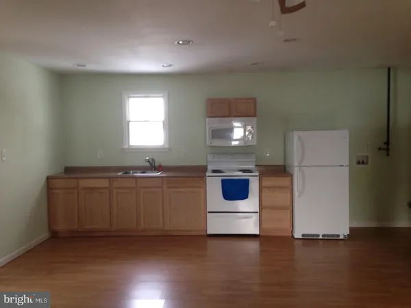 $1,650 | 615 Adams Street, Unit 1, Riverside, NJ 08075