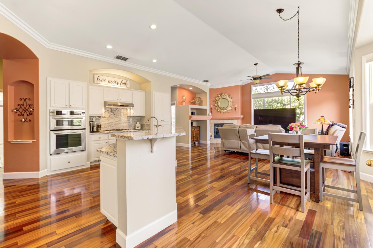 516 Rye Court Roseville, CA 95747 - Photo 8 of 52