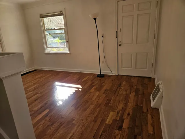 $1,000 | 702 Leland Court, Adrian, MI 49221