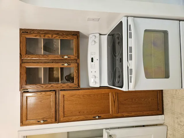 $1,000 | 702 Leland Court, Adrian, MI 49221