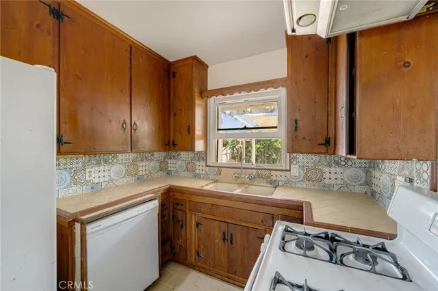 $680,000 | 2106 West Cerritos Avenue, Anaheim, CA 92804