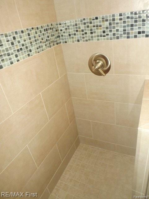 781 Bolinger Street Rochester, MI 48307 - Photo 42 of 44 DSCF5195.JPG