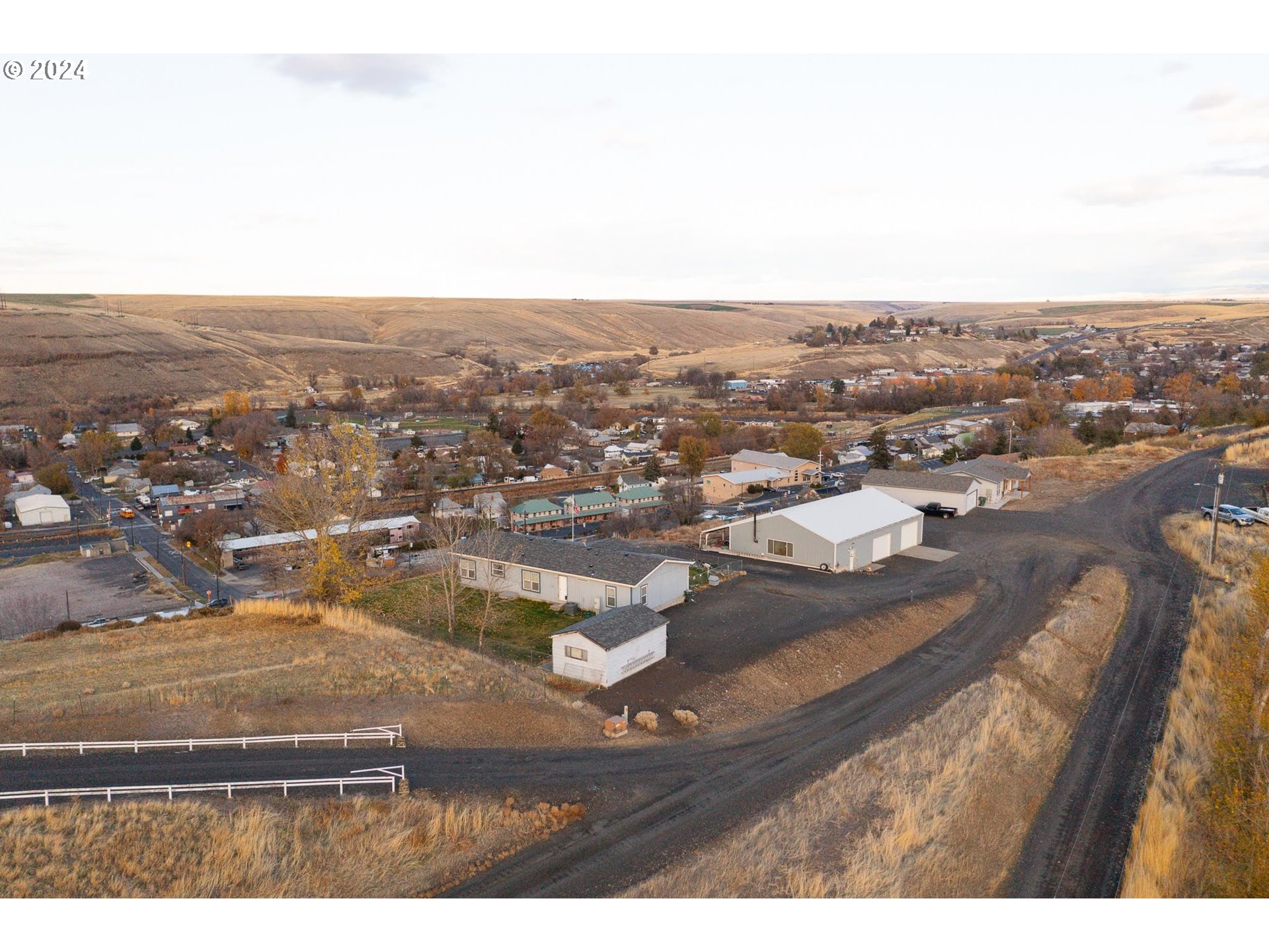 1651 Southeast Isaac Avenue Pendleton, OR 97801 - Photo 7 of 33