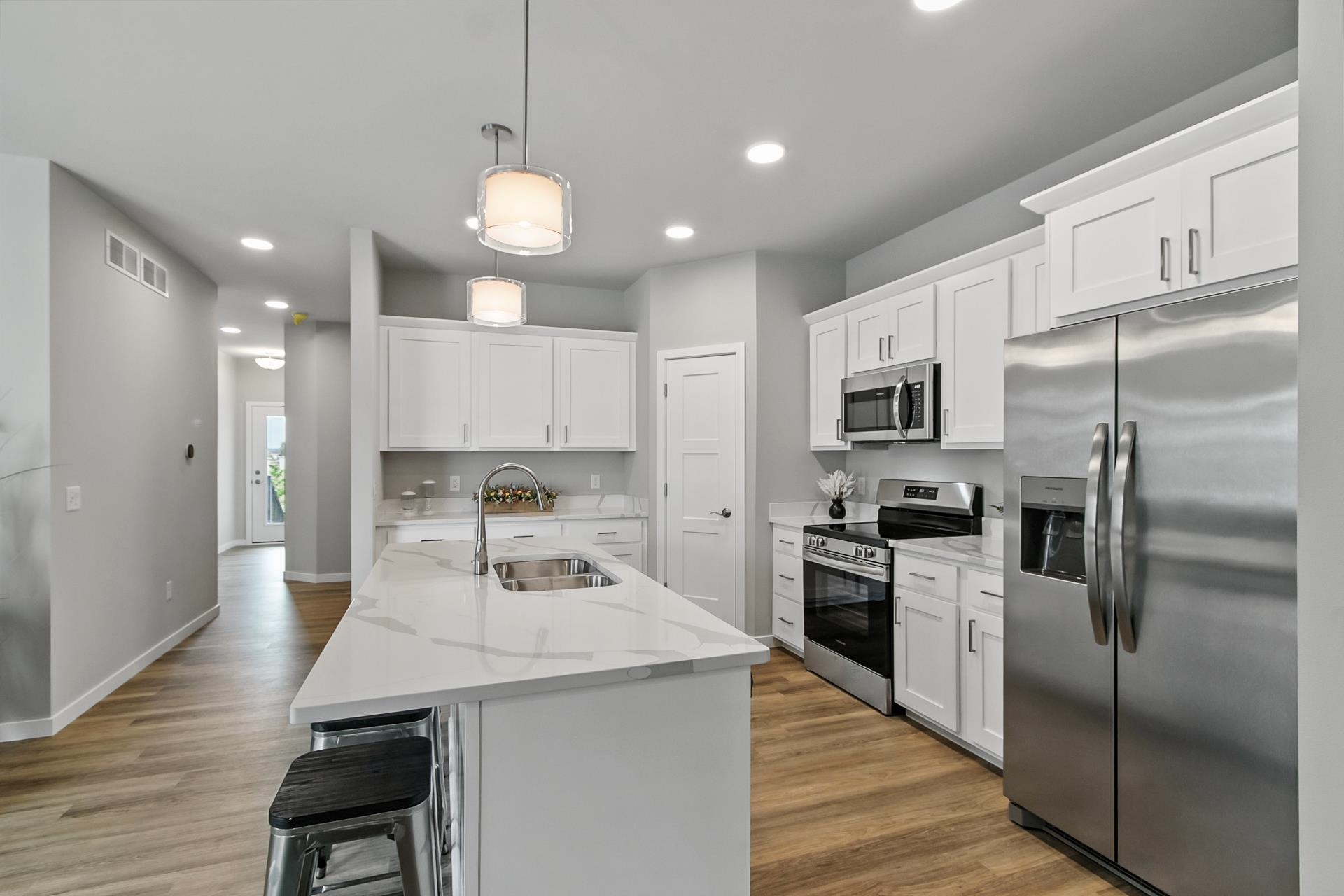 2868 Wild Goose Stoughton, WI 53589 - Photo 8 of 28