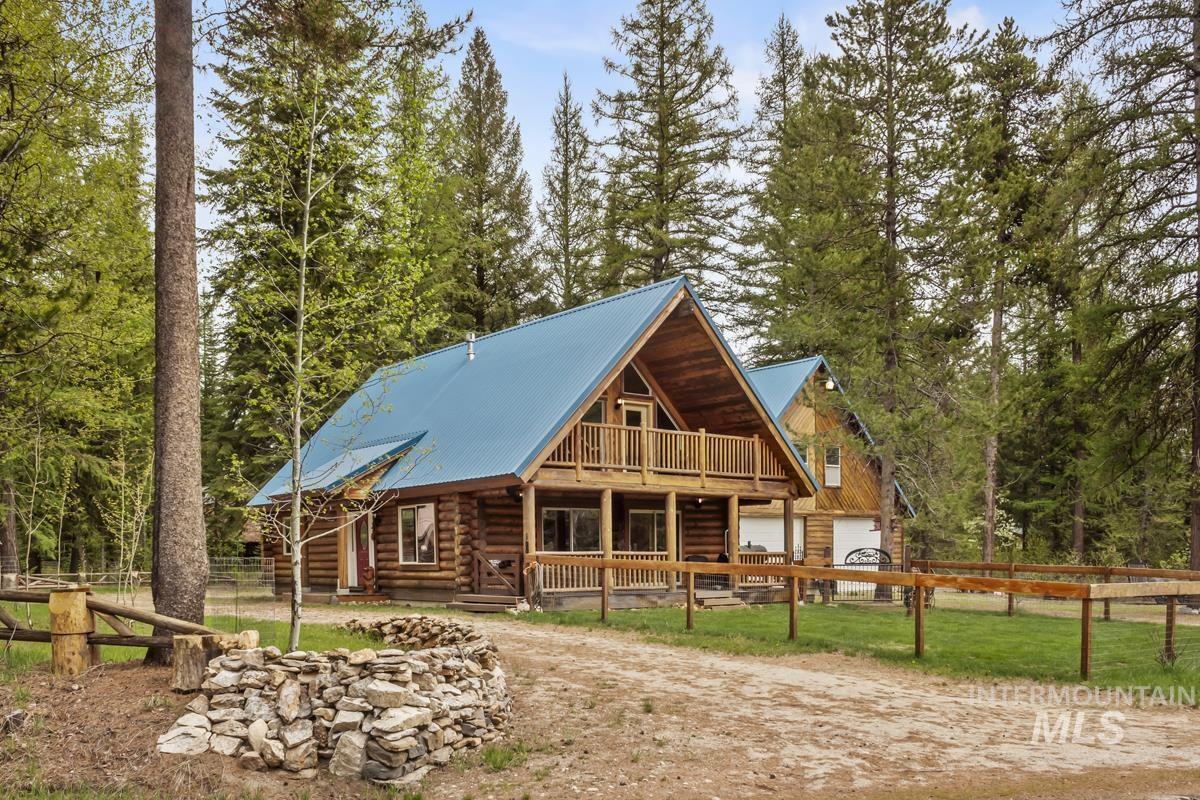 12824 Hereford Road Donnelly, ID 83615 - Photo 1 of 43