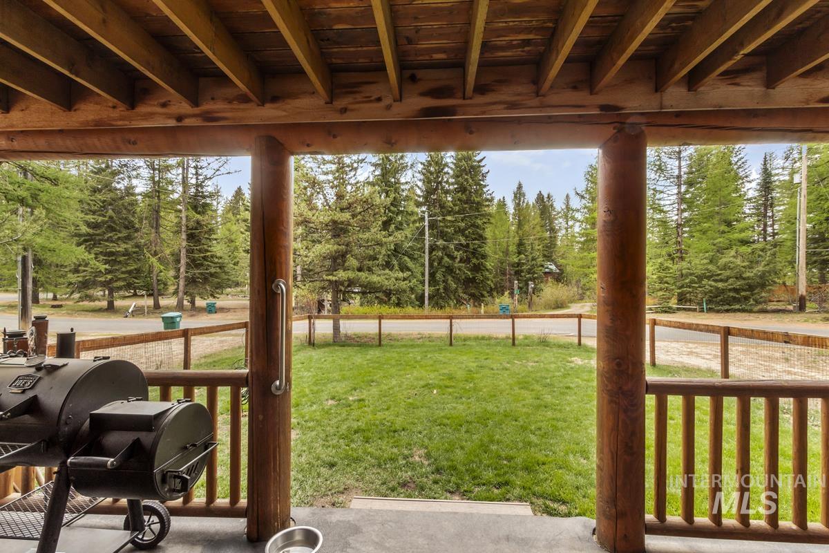 12824 Hereford Road Donnelly, ID 83615 - Photo 6 of 43