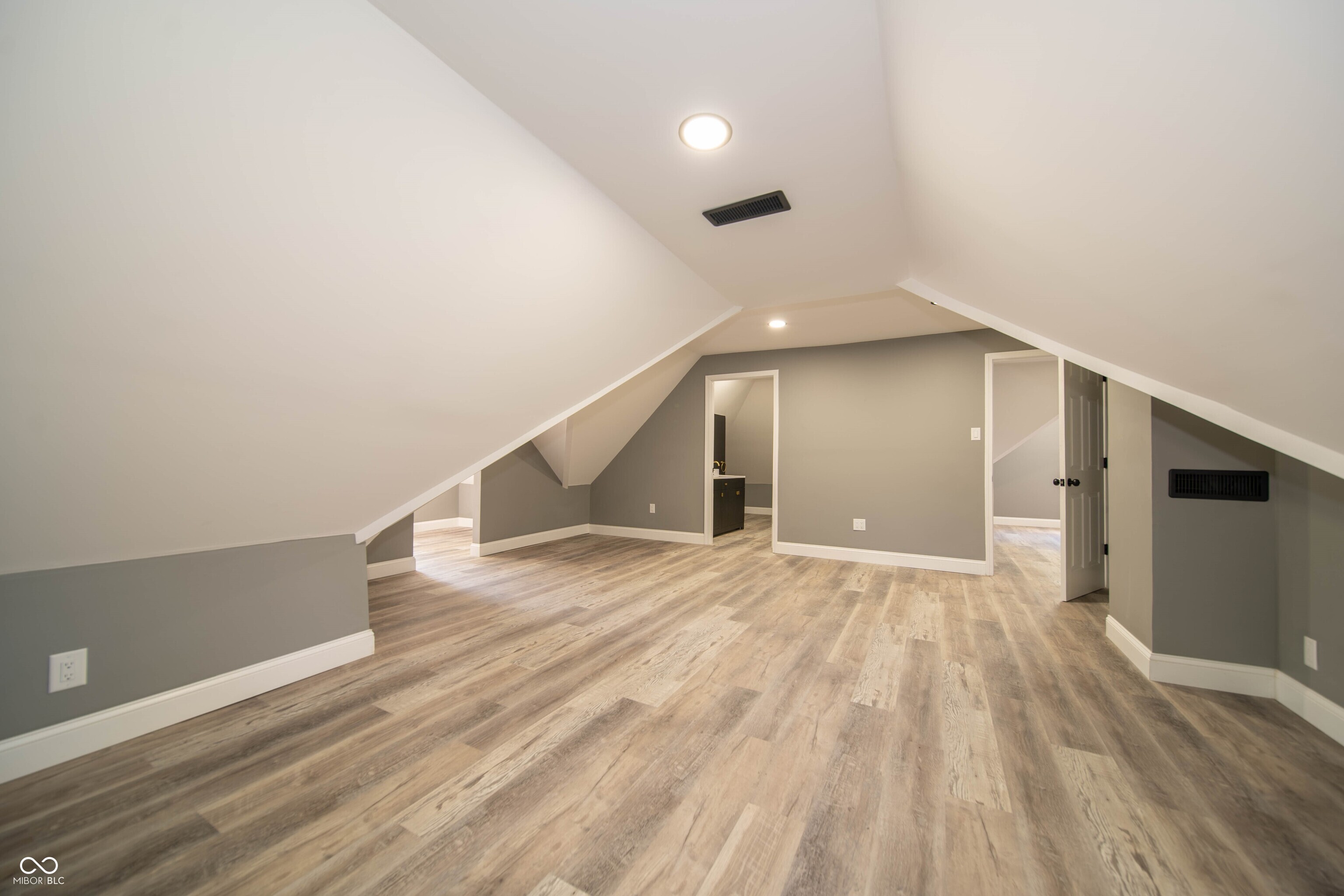 817 West 5th Street Anderson, IN 46016 - Photo 23 of 30