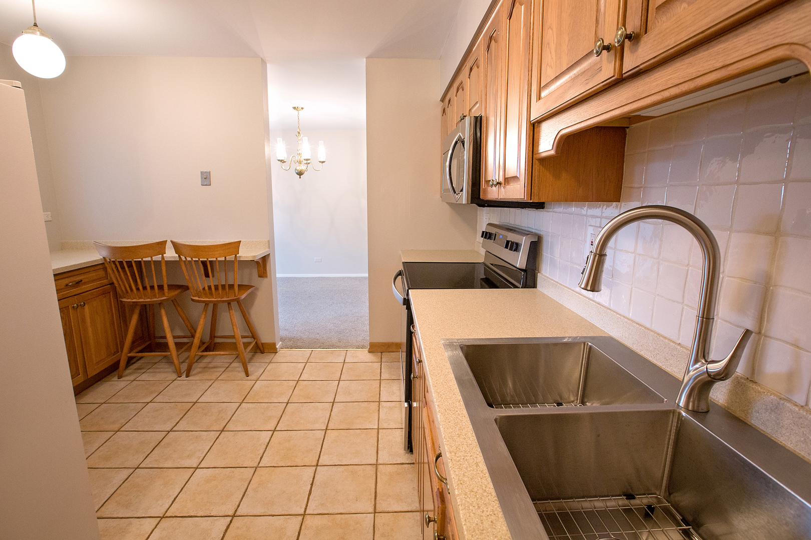 1415 East Central Road, Unit 409B Arlington Heights, IL 60005 - Photo 6 of 17