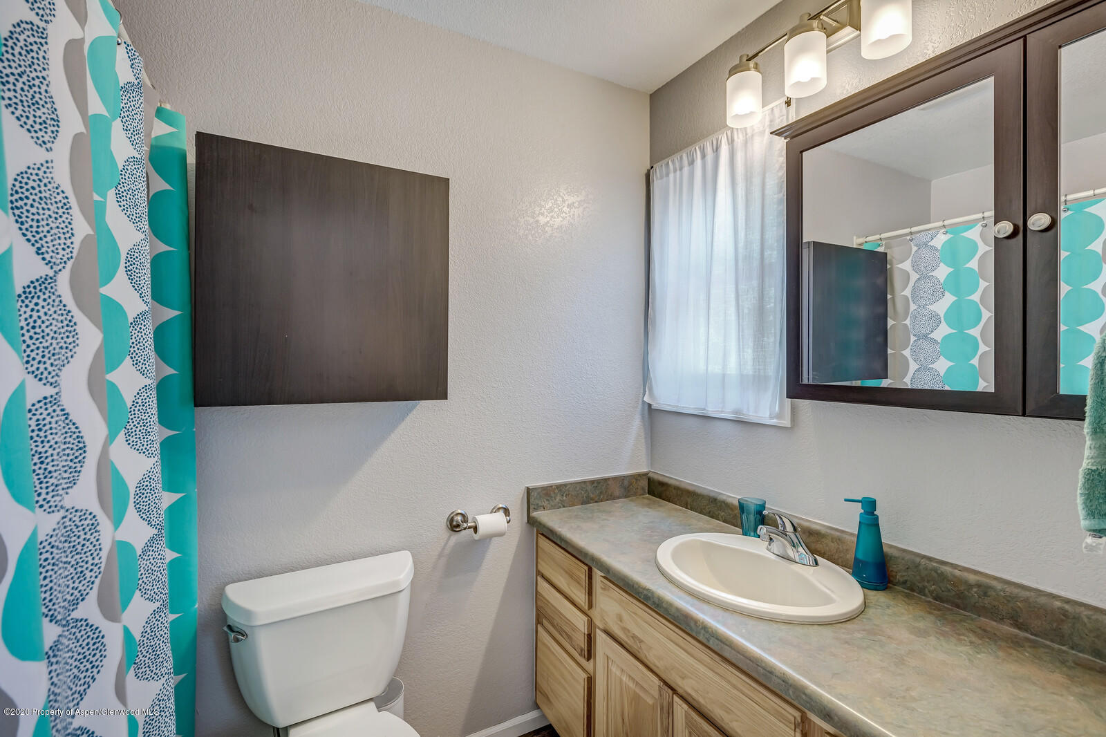 545 Elm Court Rifle, CO 81650 - Photo 17 of 25 master bath