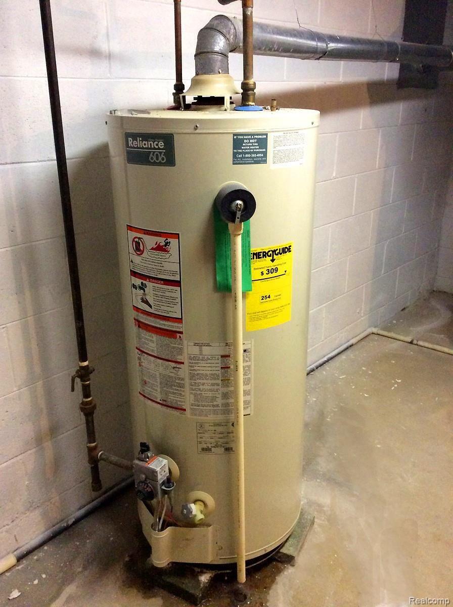 3504 North Gale Road Davison, MI 48423 - Photo 20 of 26 HOT WATER HEATER.jpg