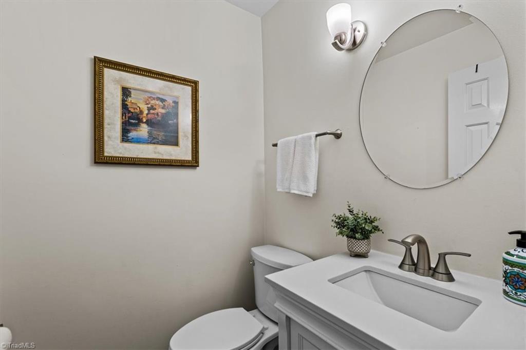1608 Fox Hollow Road Greensboro, NC 27410 - Photo 15 of 44 1st floor--half bath
