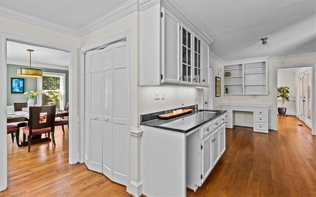 1608 Fox Hollow Road Greensboro, NC 27410 - Photo 5 of 44