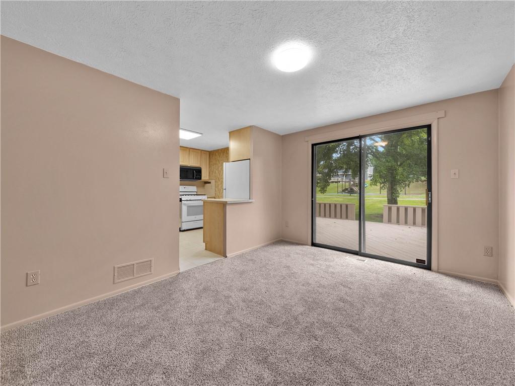 520 Hunters Path Road Bridgeville, PA 15017 - Photo 11 of 39 Dining Room 10x13