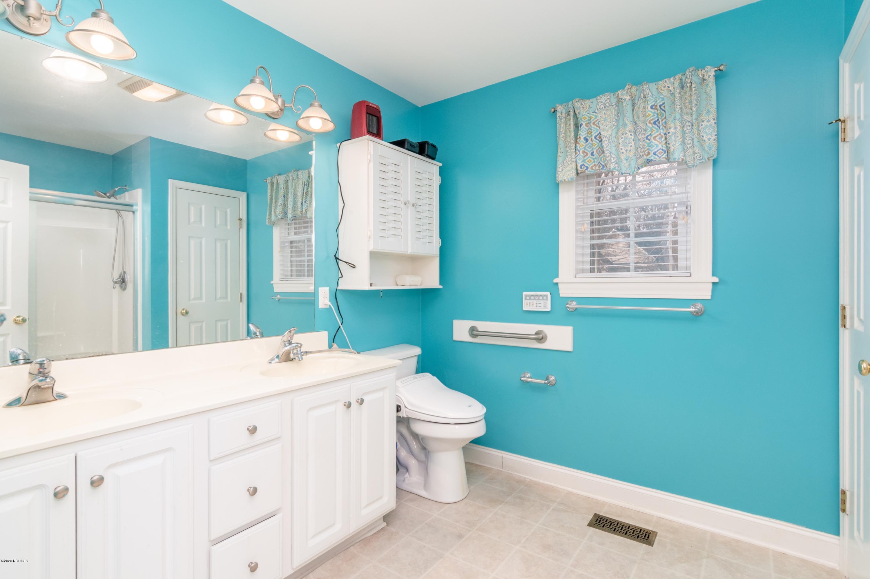 117 Pirate Cove Road Washington, NC 27889 - Photo 15 of 27 017 Master Bath with Bidet