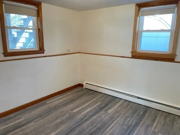 $1,400 | 103 Cable Avenue, Unit DOWNSTAIRS, Salisbury, MA 01952