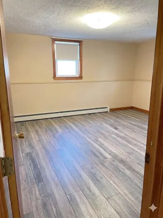 $1,400 | 103 Cable Avenue, Unit DOWNSTAIRS, Salisbury, MA 01952