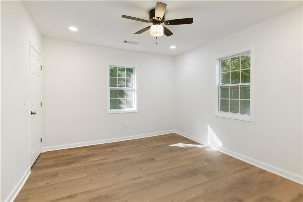 1015 Sims Street Southwest Atlanta, GA 30310 - Photo 25 of 41