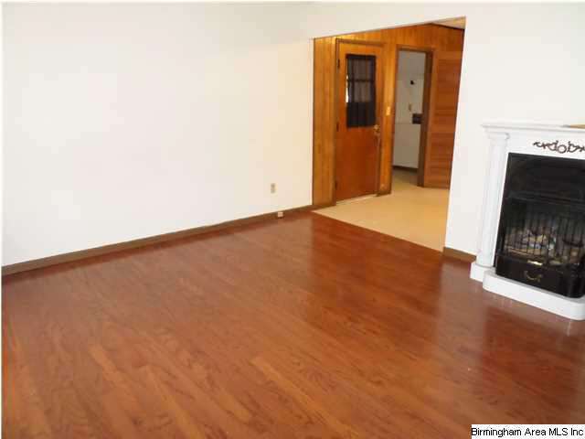 4623 Honeysuckle Road Quinton, AL 35130 - Photo 4 of 5