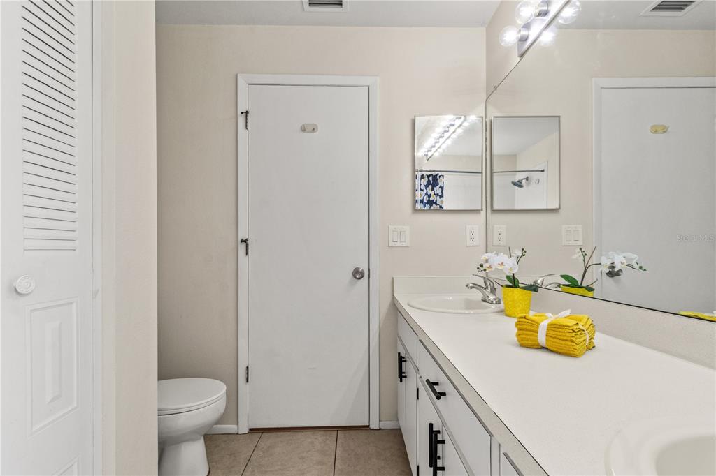 1637 Elk Spring Drive Brandon, FL 33511 - Photo 24 of 43