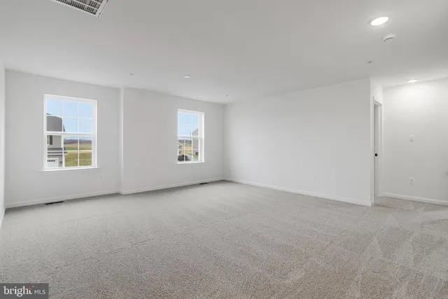 $574,999 | 10127 Wilkes Drive, Williamsport, MD 21795