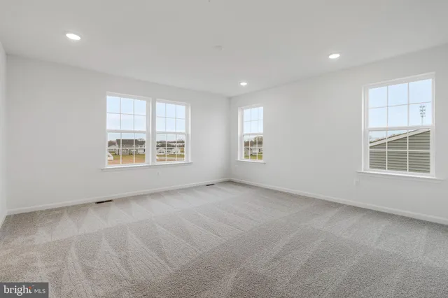 $574,999 | 10127 Wilkes Drive, Williamsport, MD 21795