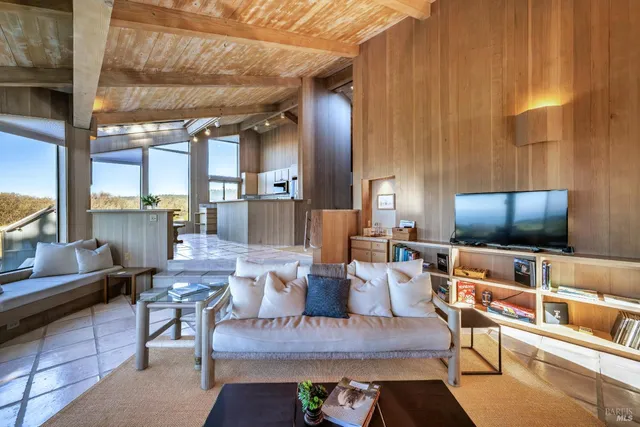 $1,995,000 | 167 Dune Drift Close, The Sea Ranch, CA 95497