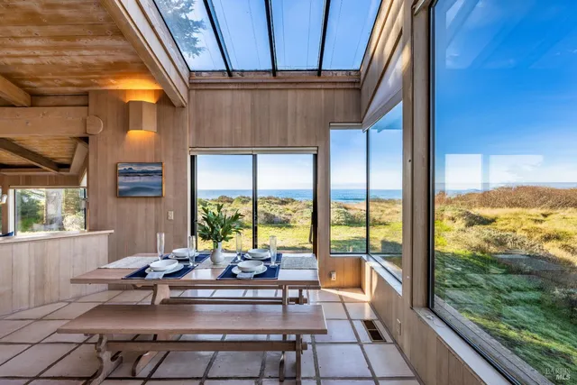 $1,995,000 | 167 Dune Drift Close, The Sea Ranch, CA 95497
