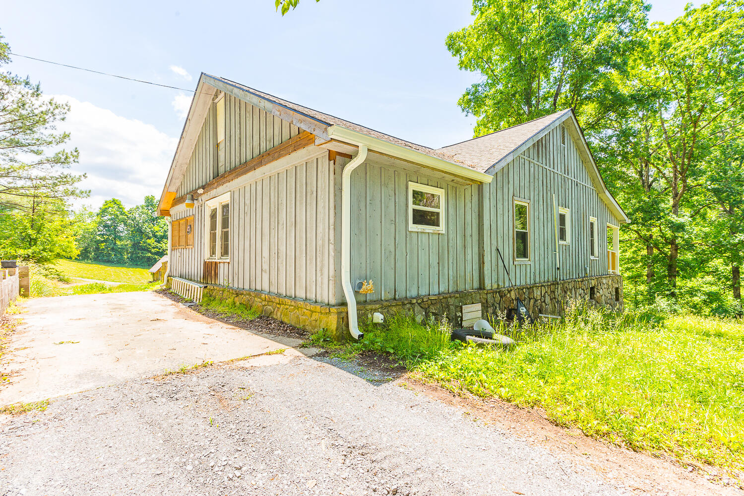 1155 Double S Road Dayton, TN 37321 - Photo 2 of 30 1155 Double S HD -11