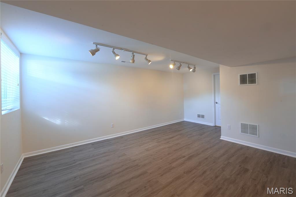 3301 Timbercross Place St. Charles, MO 63301 - Photo 25 of 37