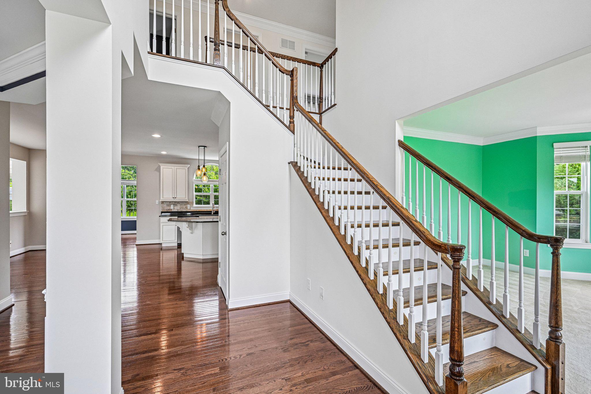 440 Elizabeth Way Hatfield, PA 19440 - Photo 5 of 60 Elegant foyer with sweeping staircase.