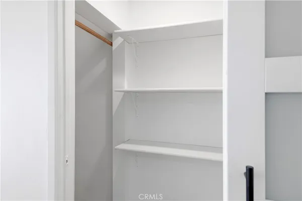 $3,350 | 252 Pineview, Irvine, CA 92620