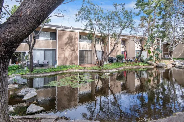 $3,350 | 252 Pineview, Irvine, CA 92620
