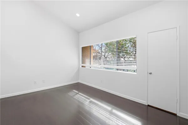 $3,350 | 252 Pineview, Irvine, CA 92620