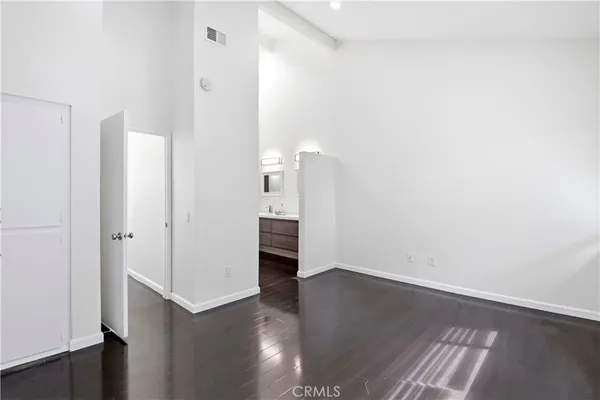 $3,350 | 252 Pineview, Irvine, CA 92620