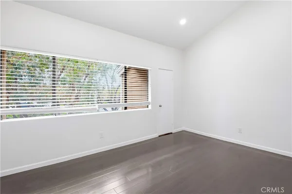 $3,350 | 252 Pineview, Irvine, CA 92620